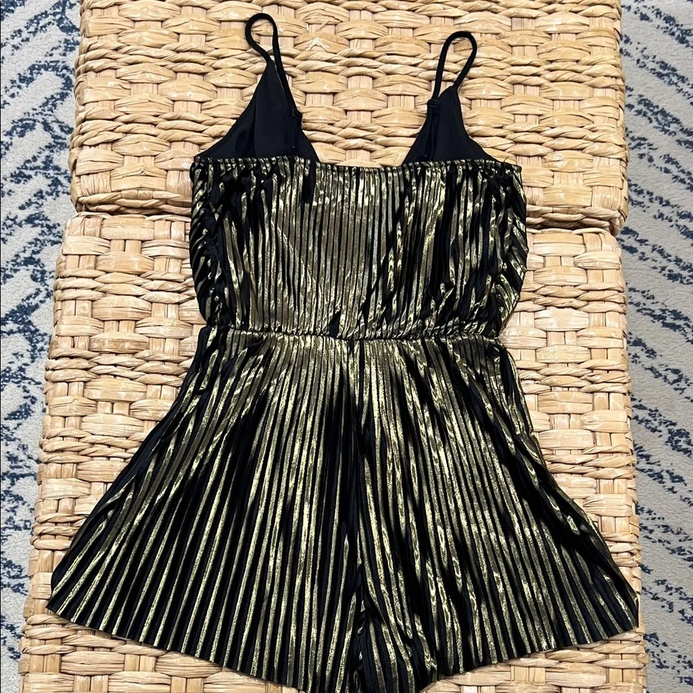 TopShop Black and Gold Stripe Romper, size 2 - Picture 5 of 6